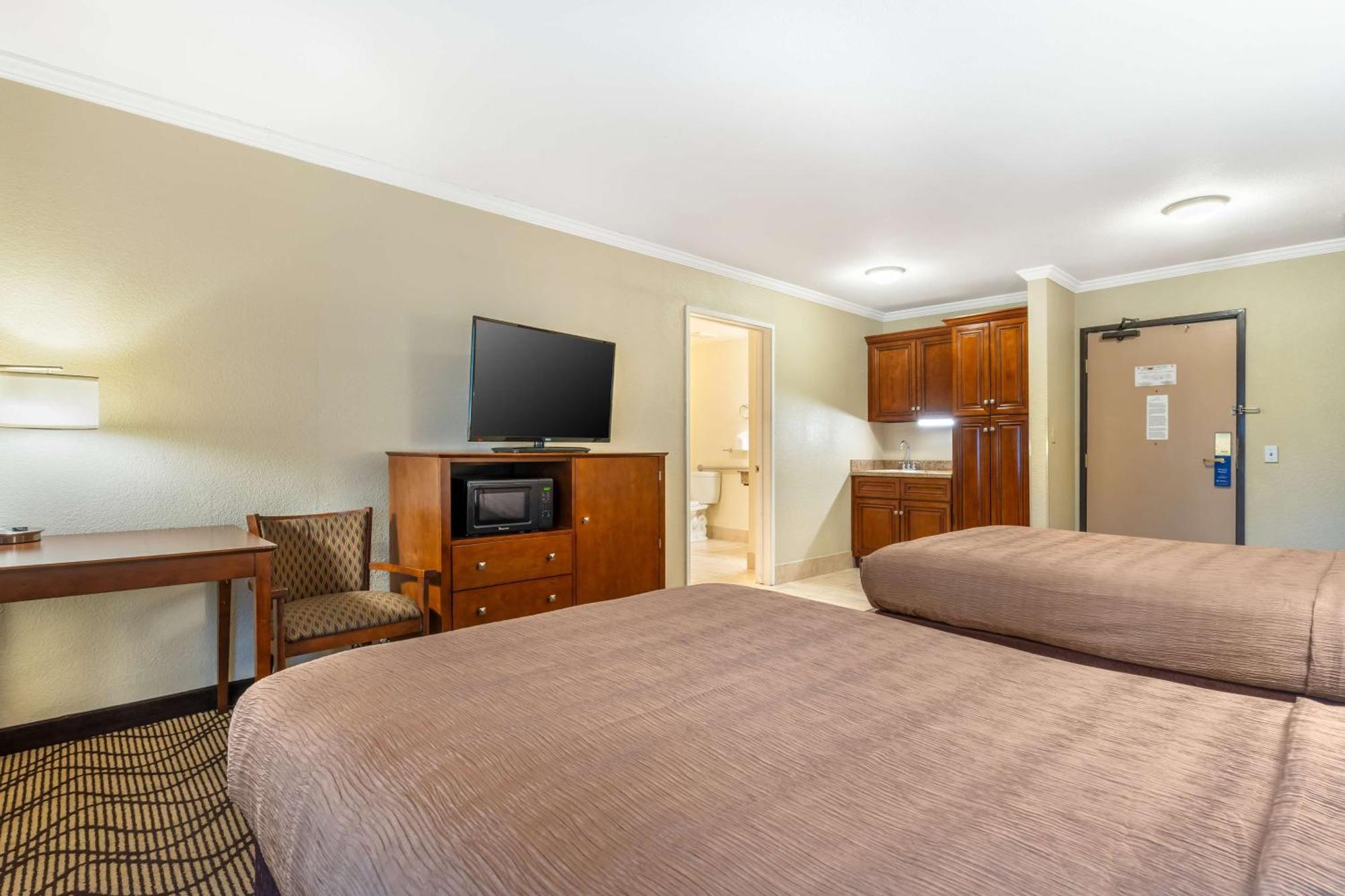 Best Western John Muir Inn Мартинес Экстерьер фото