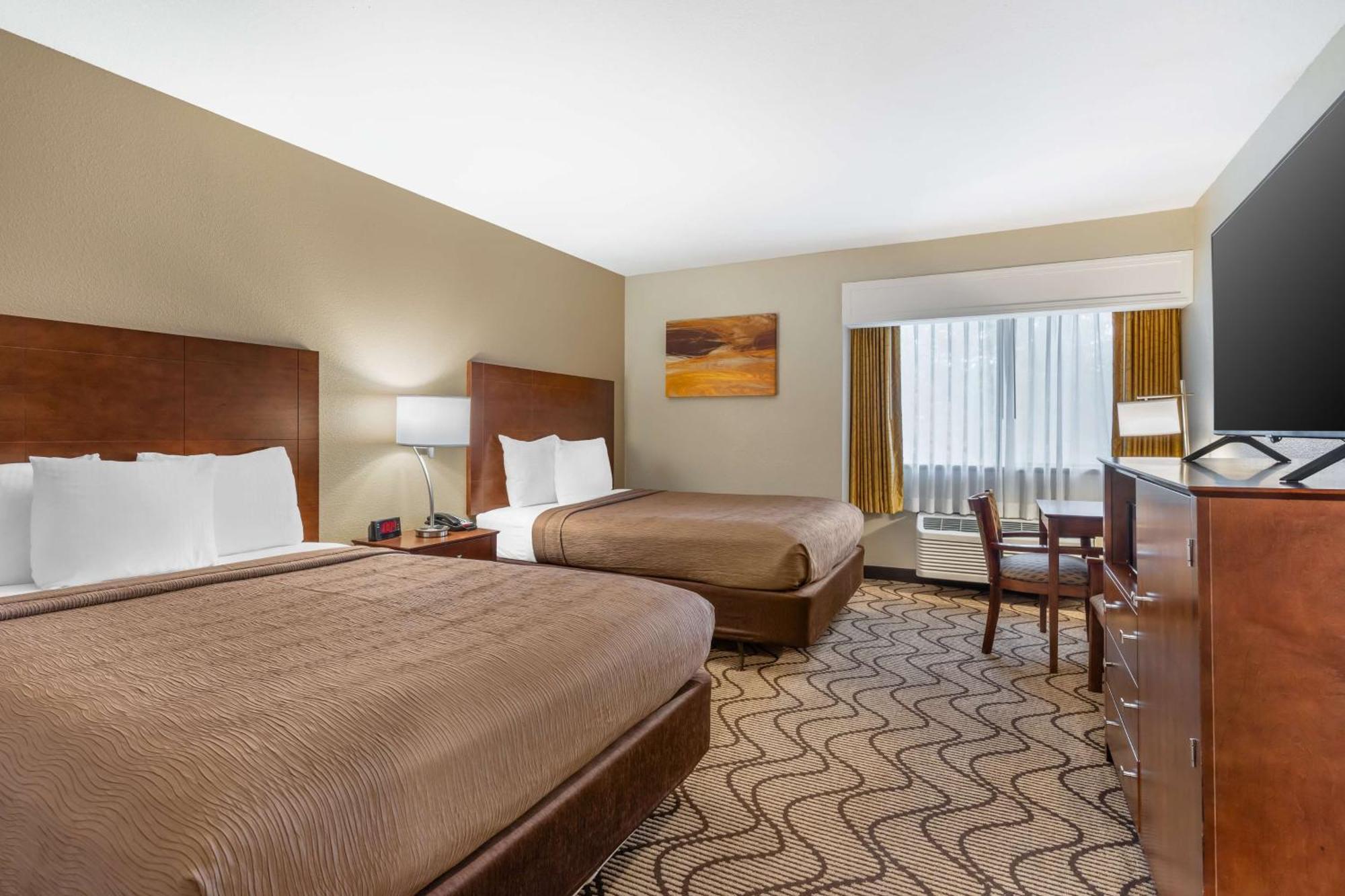 Best Western John Muir Inn Мартинес Экстерьер фото